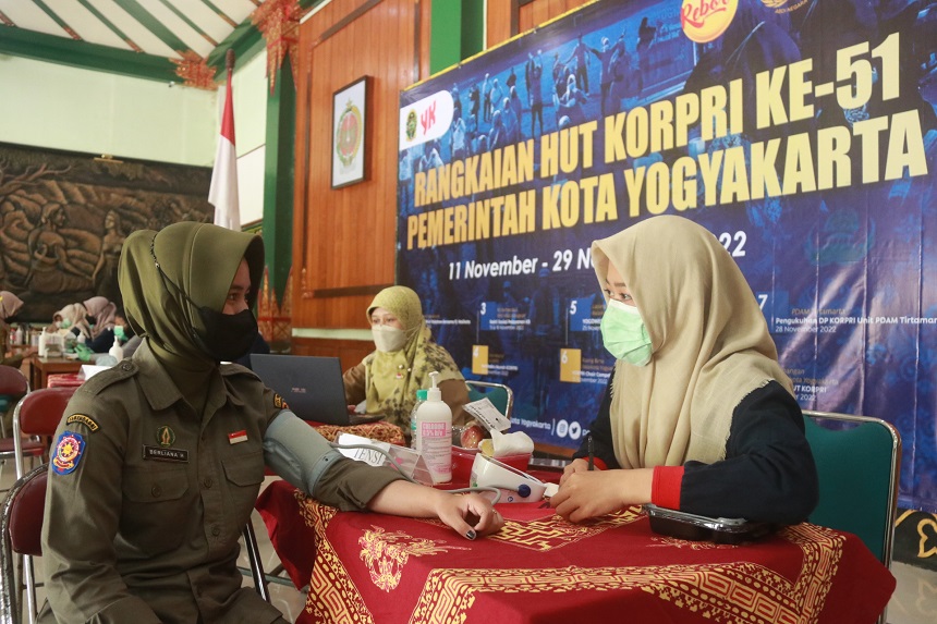 Posbindu HUT Ke-51 KORPRI Deteksi Penyakit Tidak Menular