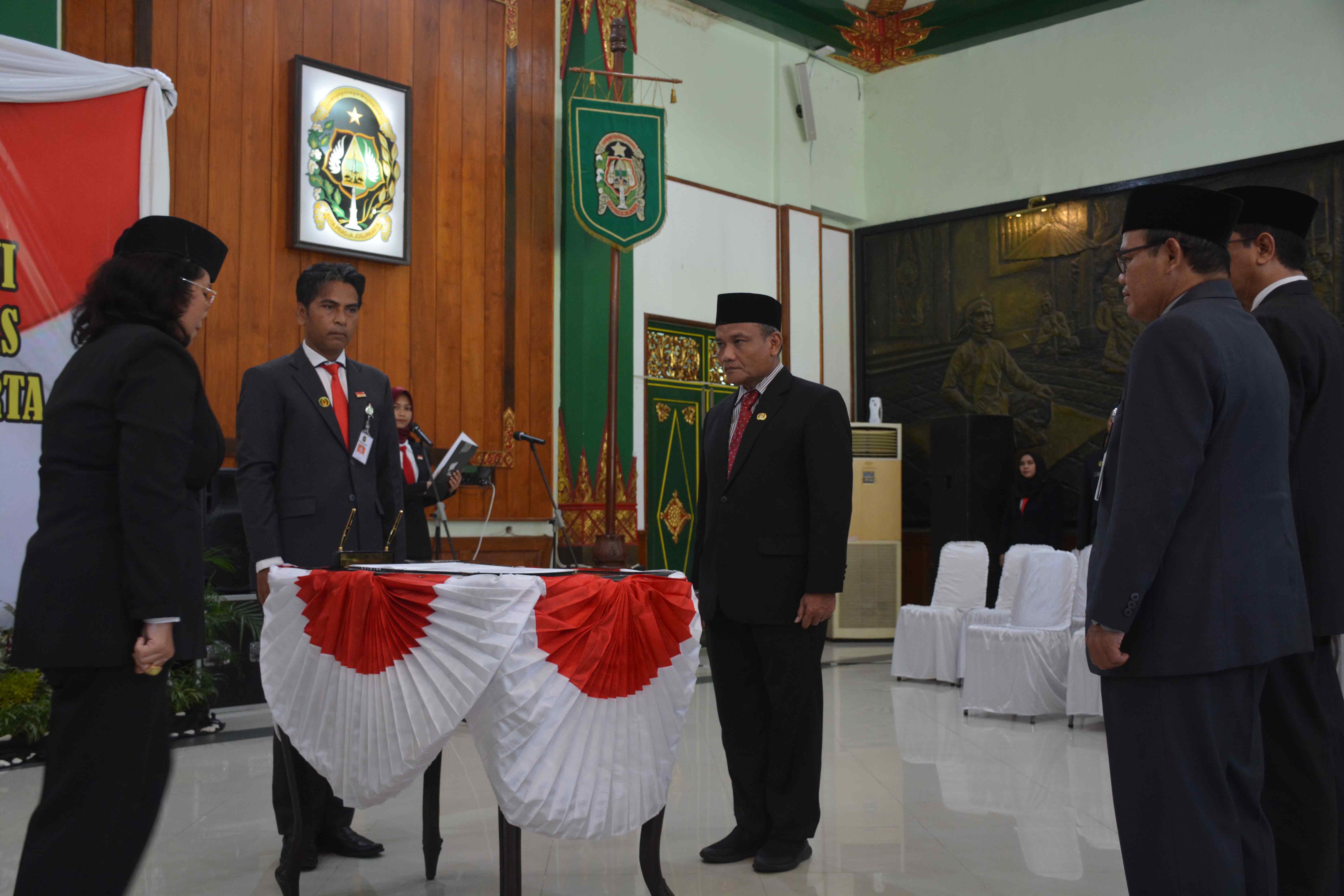 Penjabat Walikota Lantik 94 Pejabat Pemkot Yogya