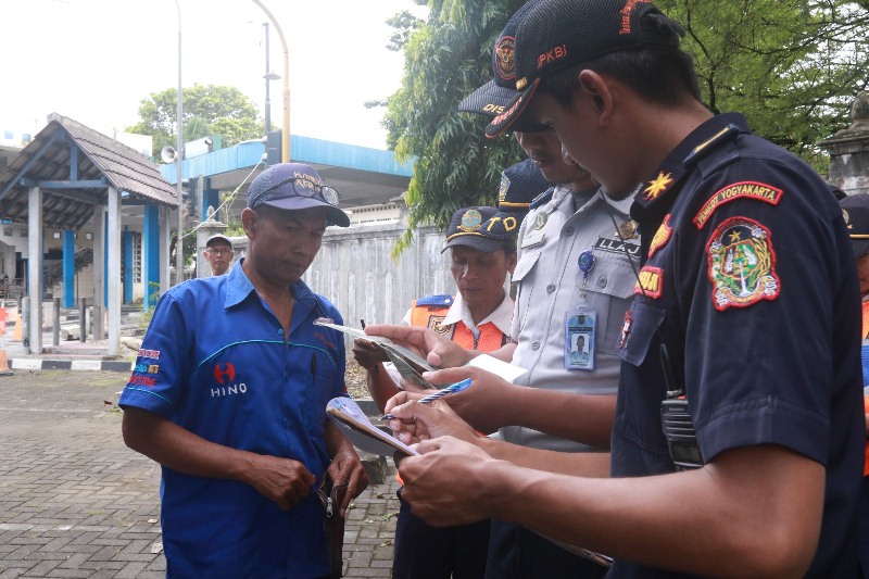 Dishub Periksa Kelayakan Kendaraan di Terminal Giwangan