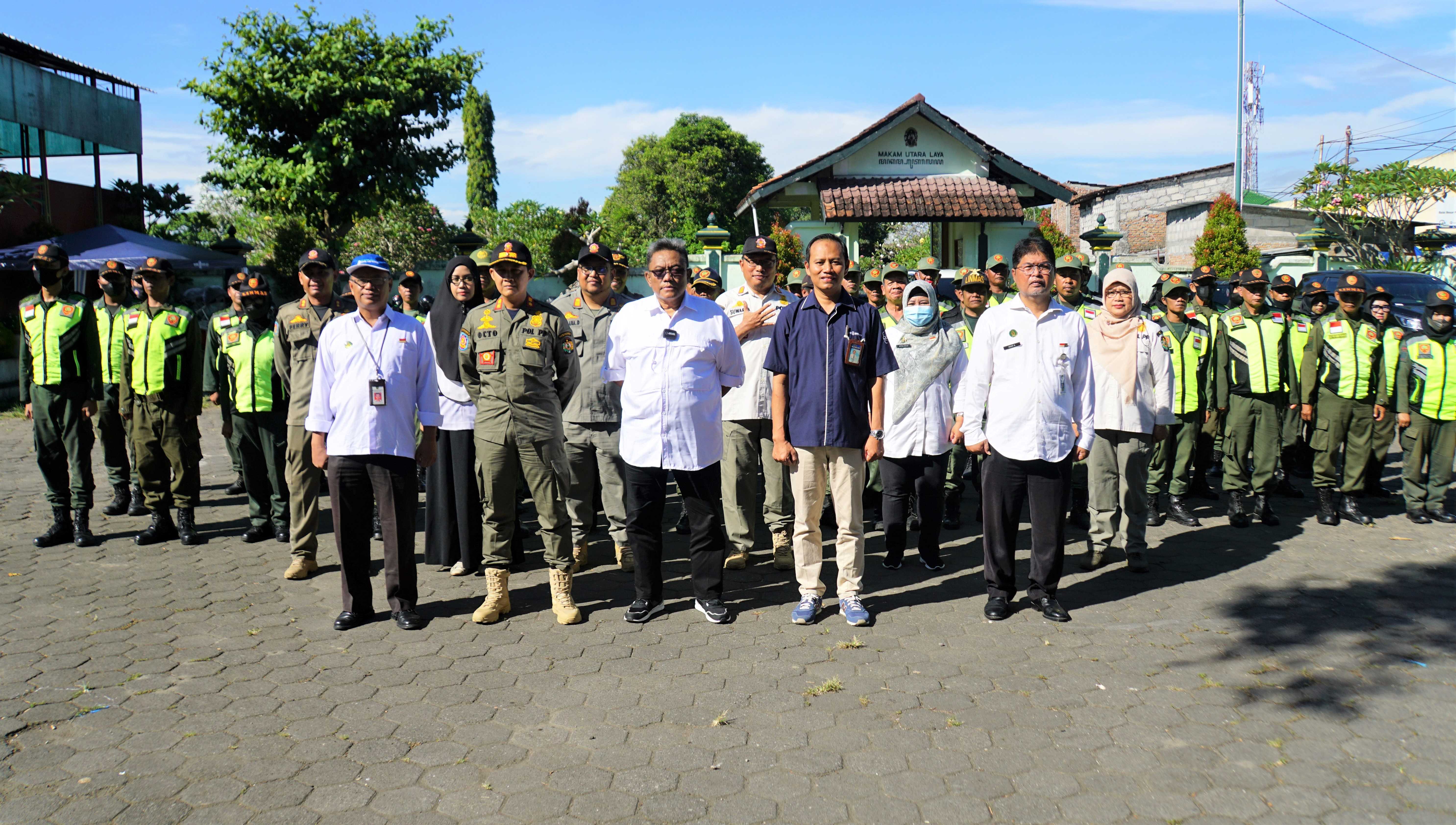 Linmas Dukung Kesuksesan Gerakan Zero Sampah Anorganik di Yogya