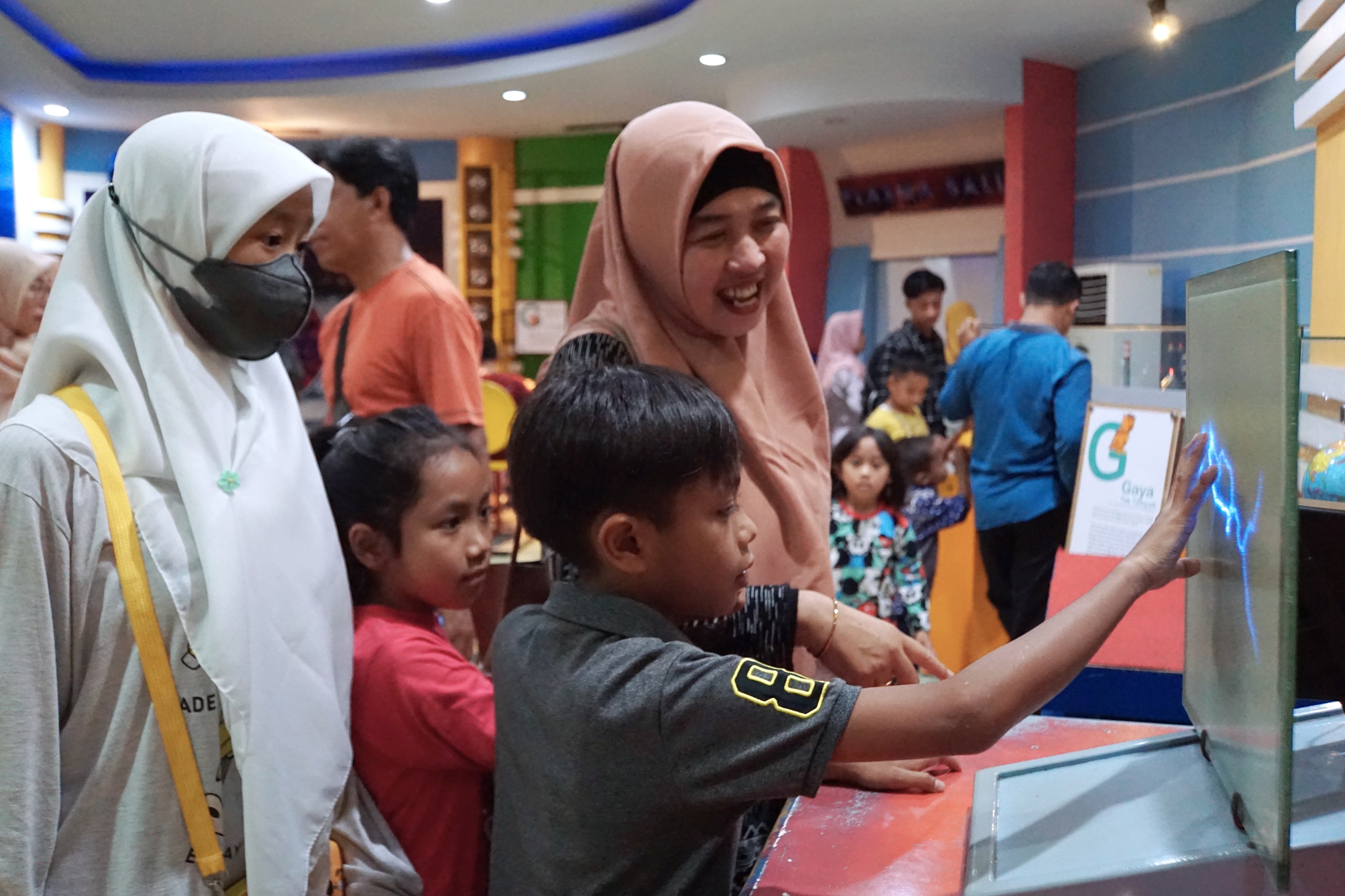 Ribuan Wisatawan Kunjungi Taman Pintar Saat Liburan Sekolah