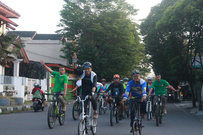 Gowes Pagi Mengunjungi Potensi Ekonomi dan Lingkungan Sorosutan