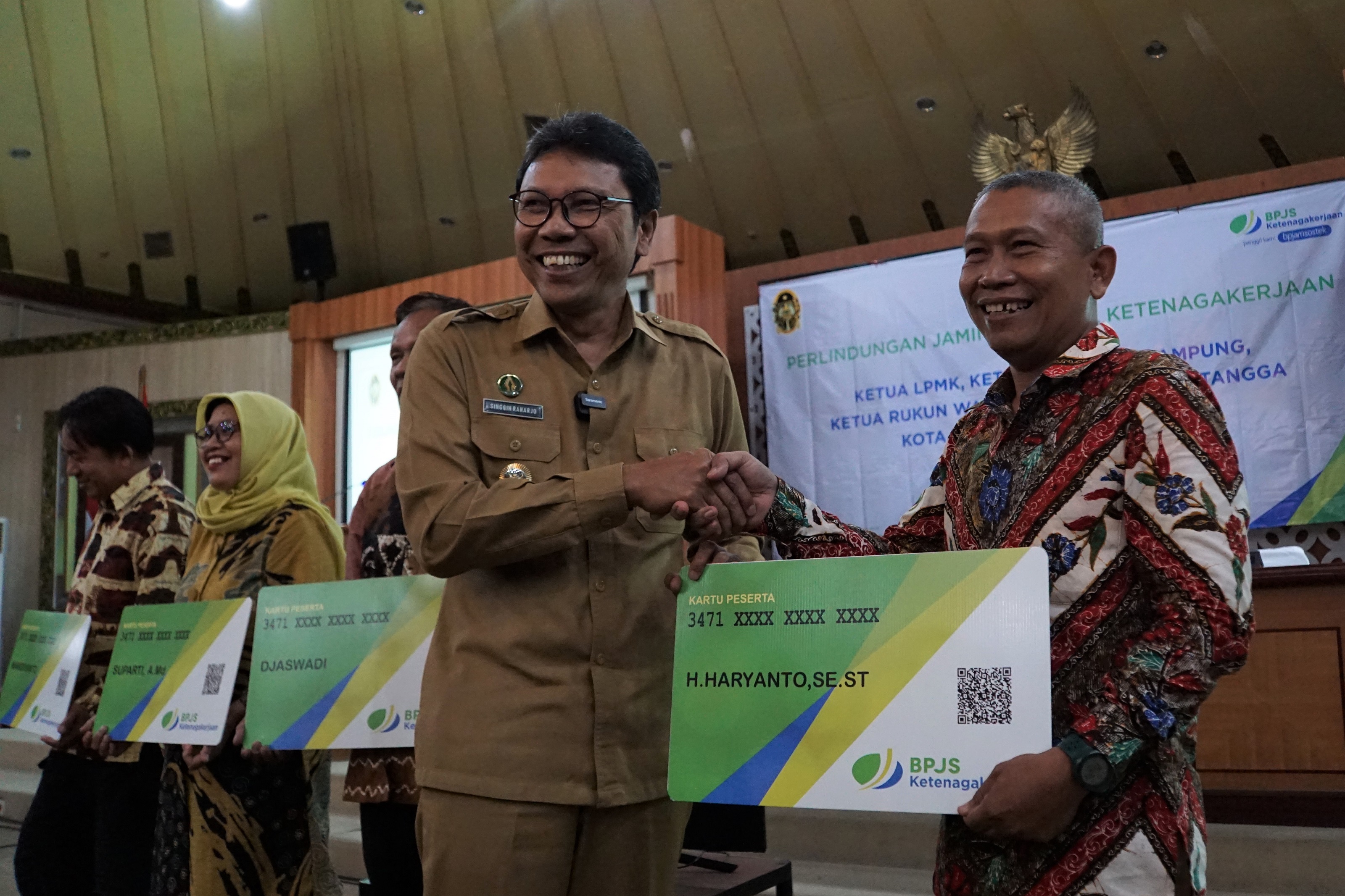 Pemkot Berikan Jaminan Sosial Ketenagakerjaan 3.276 Pengurus Wilayah