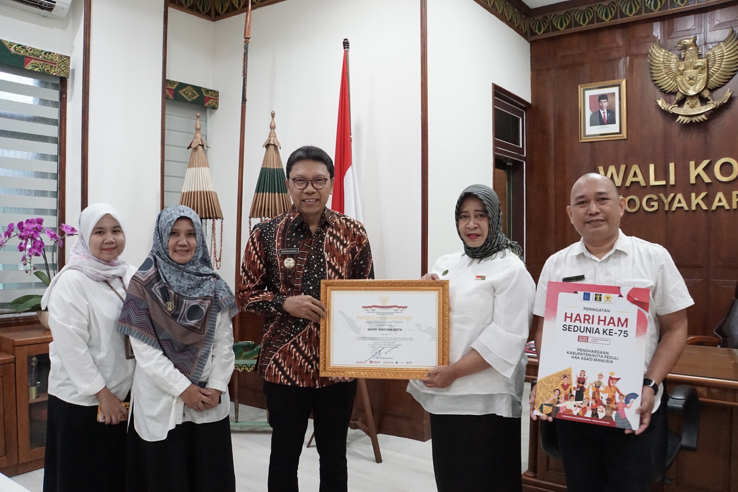 KemenkumHAM Berikan Penghargaan Yogya Kota Peduli HAM