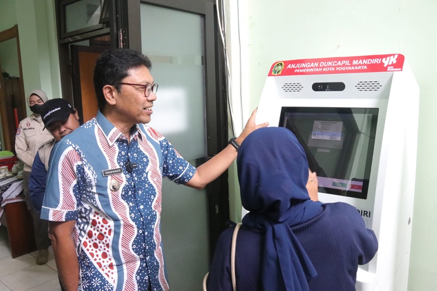 Mudahkan Cetak Dokumen, Pemkot Tambah Mesin ADM di Kemantren