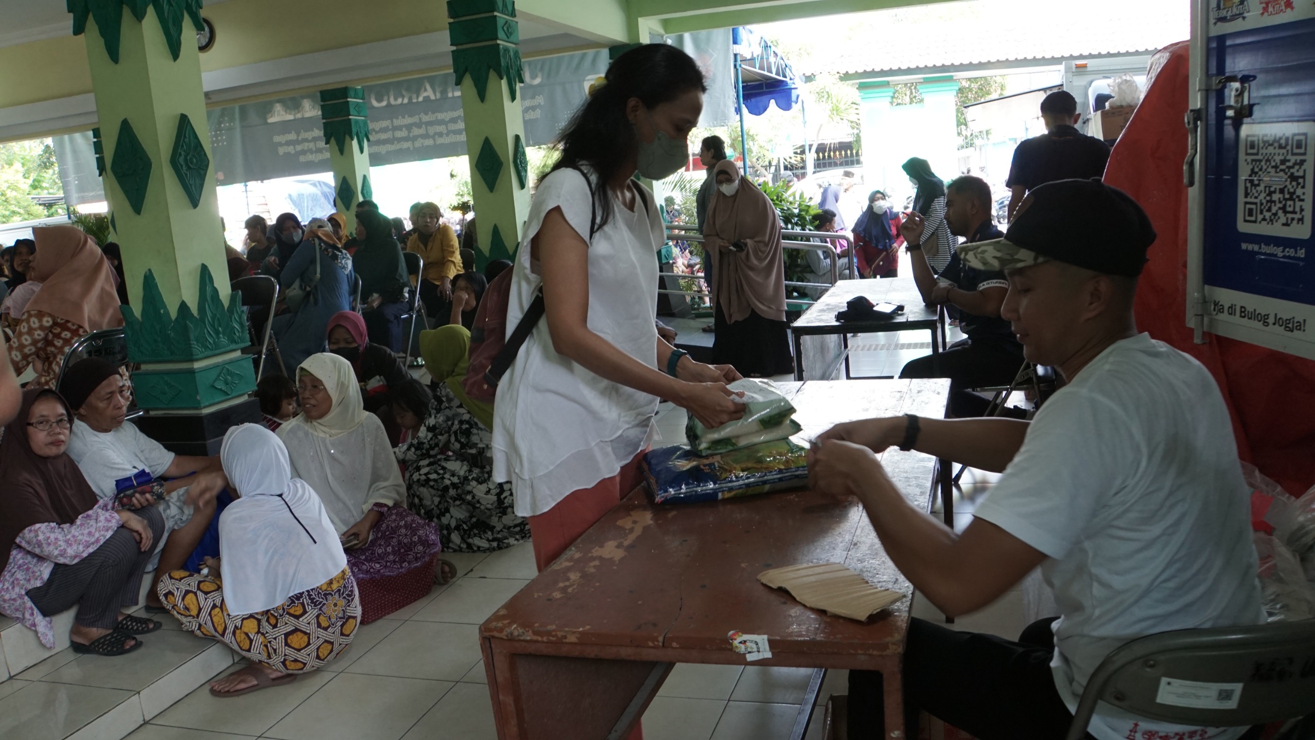 Pasar Murah di Kemantren Bantu Warga Cukupi Kebutuhan Pokok